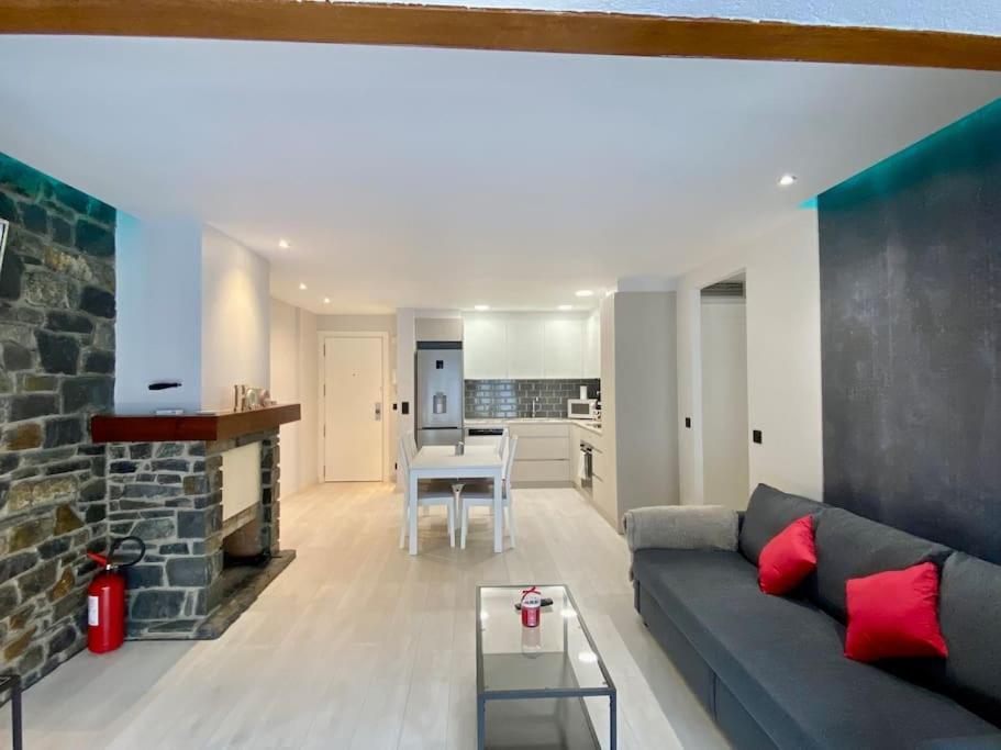 Prober Comapedrosa Apartment Arinsal Bagian luar foto